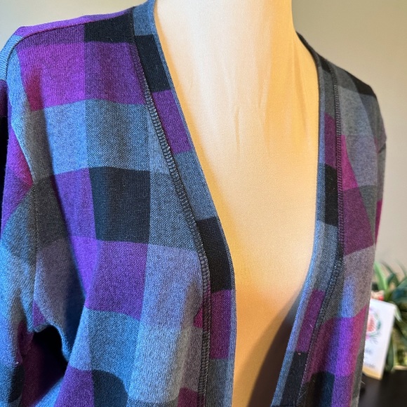 Hawthorne Snap Sweater - Picture 3 of 4